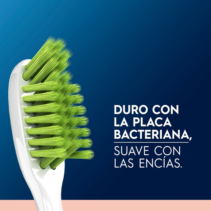 Cepillo de dientes Oral-B, Encías detox, cerdas extrasuaves Crisscross, 3 Unidades