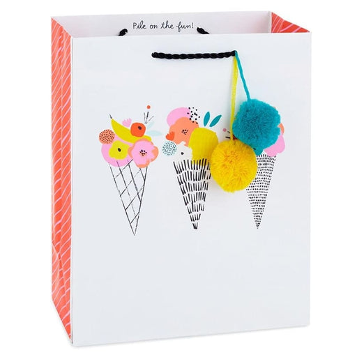 Hallmark Bolsa De Regalo Blanca Flores Y Conos De Helado 9,6" - Farmacias Arrocha