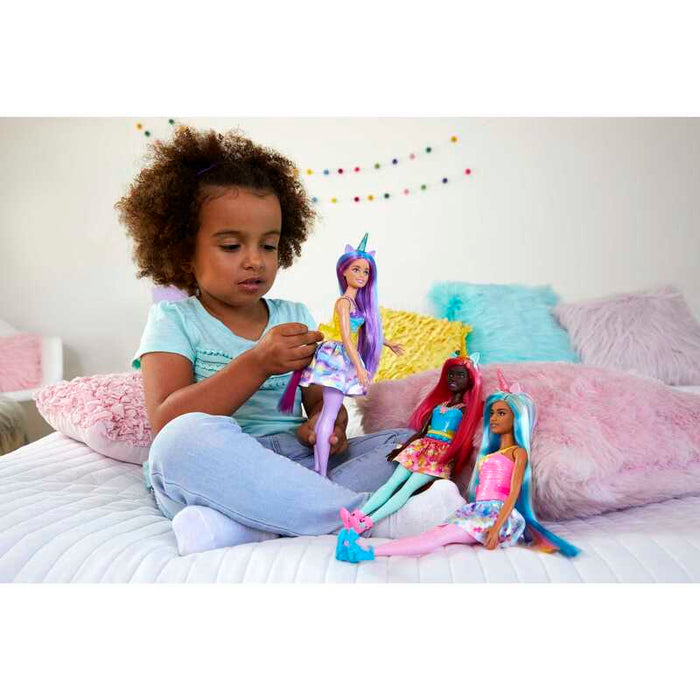 Barbie Fantasía Muñeca Unicornio Cuerno Azul - Farmacias Arrocha