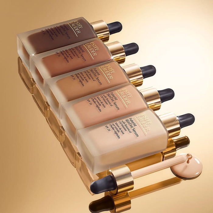 Estée Lauder  Base de maquillaje con suero Futurist Skin Tint con infusión de aceite botánico SPF 20 - Farmacias Arrocha