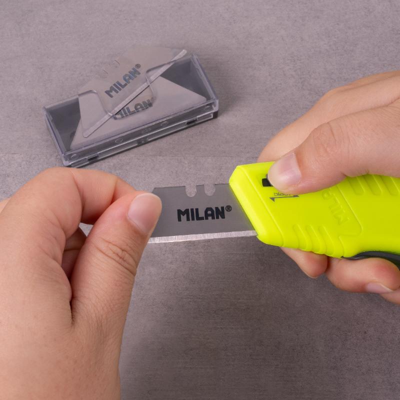 Milan Blister 10 Hojas Metal. Cutter Compact - Farmacias Arrocha