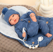 Bebé Reborn Alberto azul con saco de dormir - Farmacias Arrocha