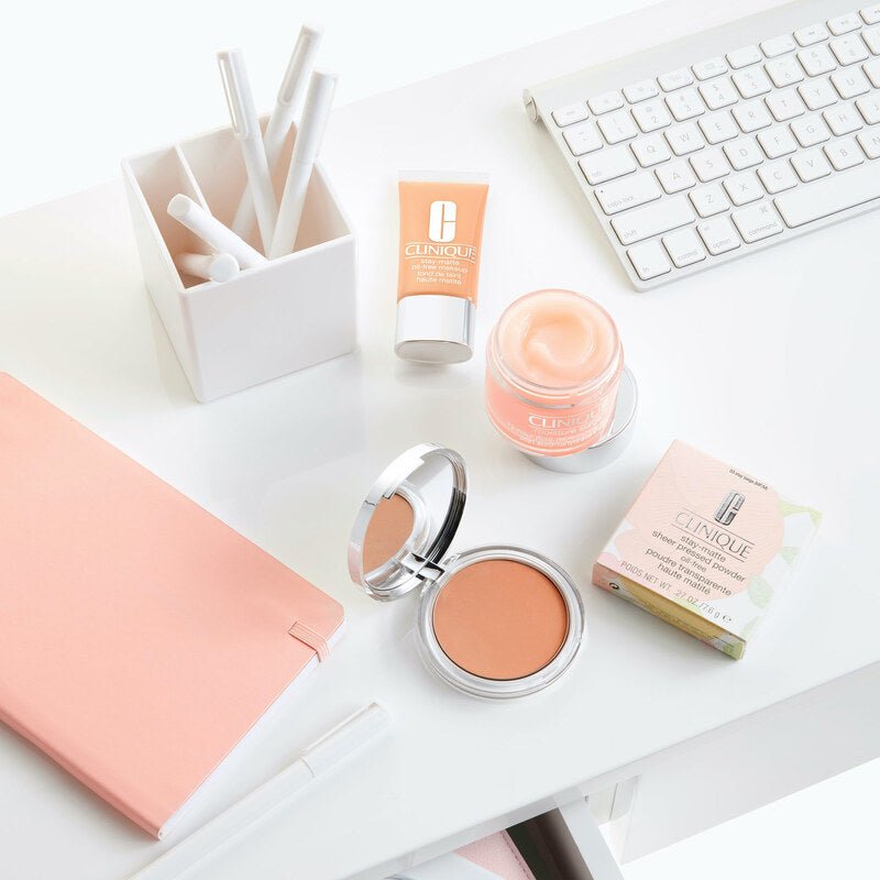 Clinique Polvo compacto Stay Matte™ 7.6 g - Farmacias Arrocha