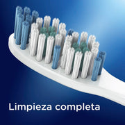 Cepillos de dientes Oral - B Clean Complete suave 3 Unidades - Farmacias Arrocha