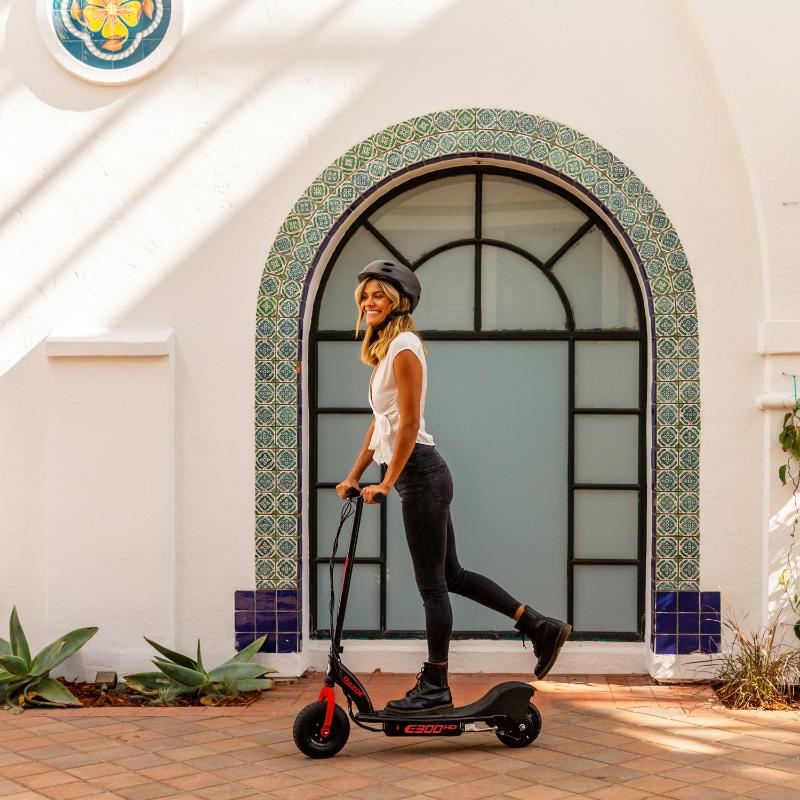 Razor Scooter Electrico E300Hd - Farmacias Arrocha