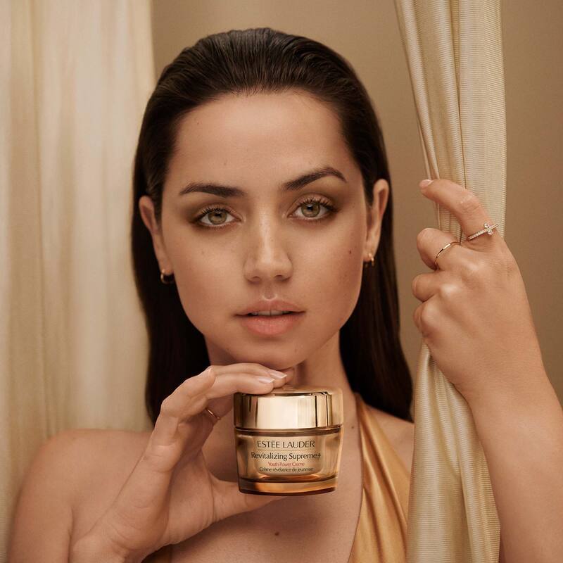 Estée Lauder Crema Revitalizing Supreme+ Moisturizer Youth Power