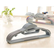 Percha De Plástico Con Abertura en forma de U - Farmacias Arrocha