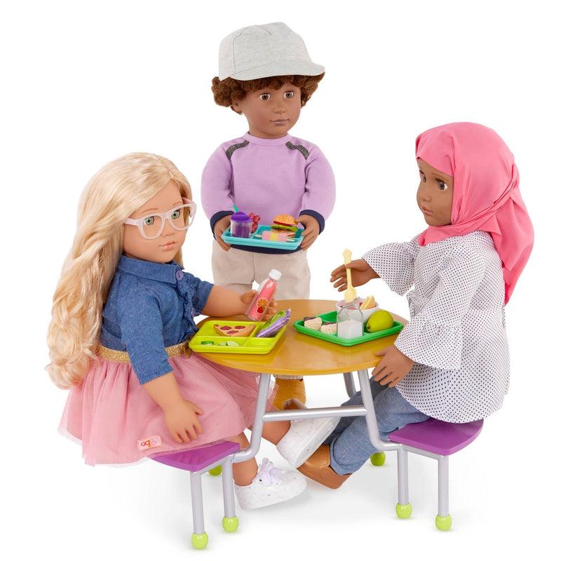 Mesa de Cafetería Escolar – Set de Juego de 23 Piezas para Muñeca de 18” - Farmacias Arrocha
