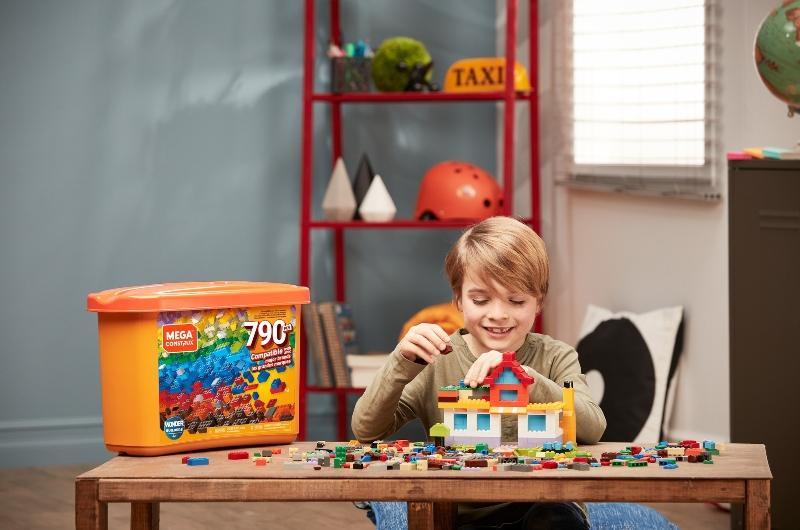 Mega Construx Caja De Construcción Con 790 Micro Bloques - Farmacias Arrocha