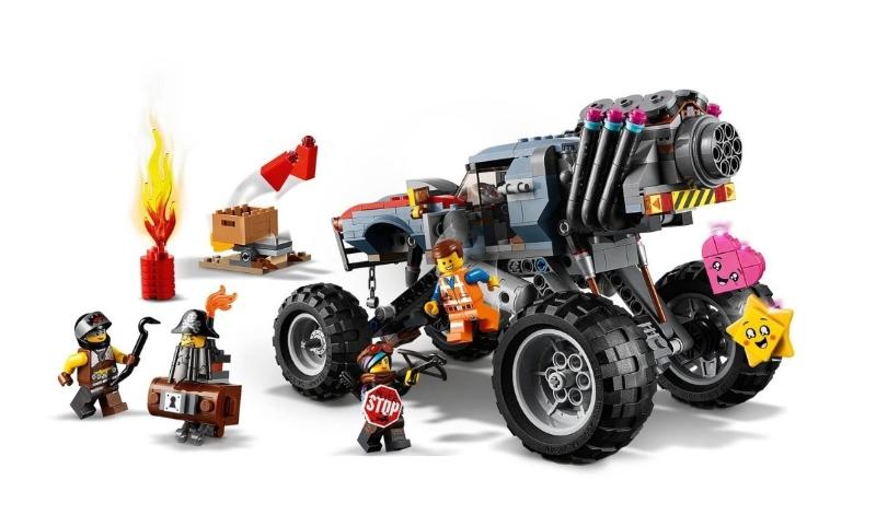 Lego Emmet and Lucy's Escape Buggy - Farmacias Arrocha