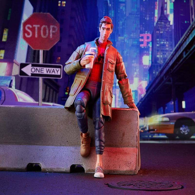 Marvel Legends Series Spider-Man: Un Nuevo Universo - Peter B. Parker - Farmacias Arrocha