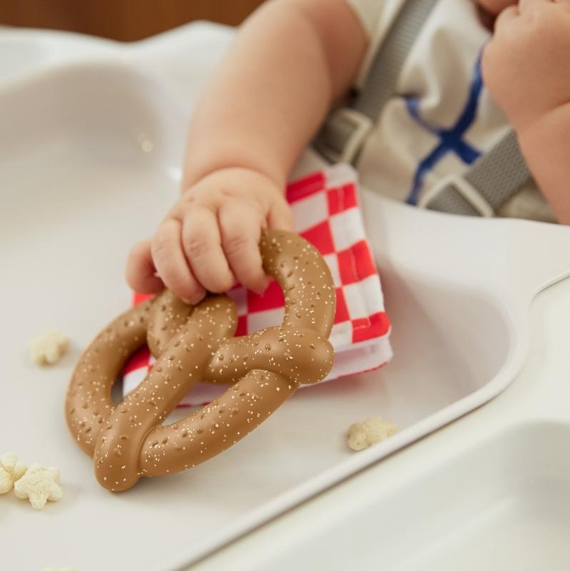 Fisher Price Mordedera para Bebés Pretzel - Farmacias Arrocha